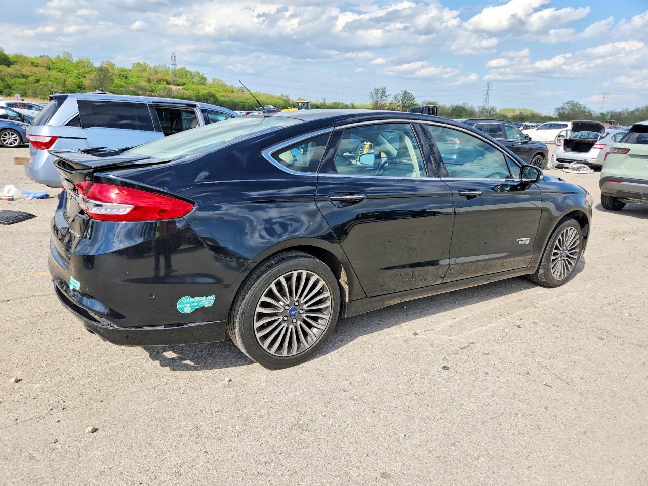 Ford Fusion Titanium Phev