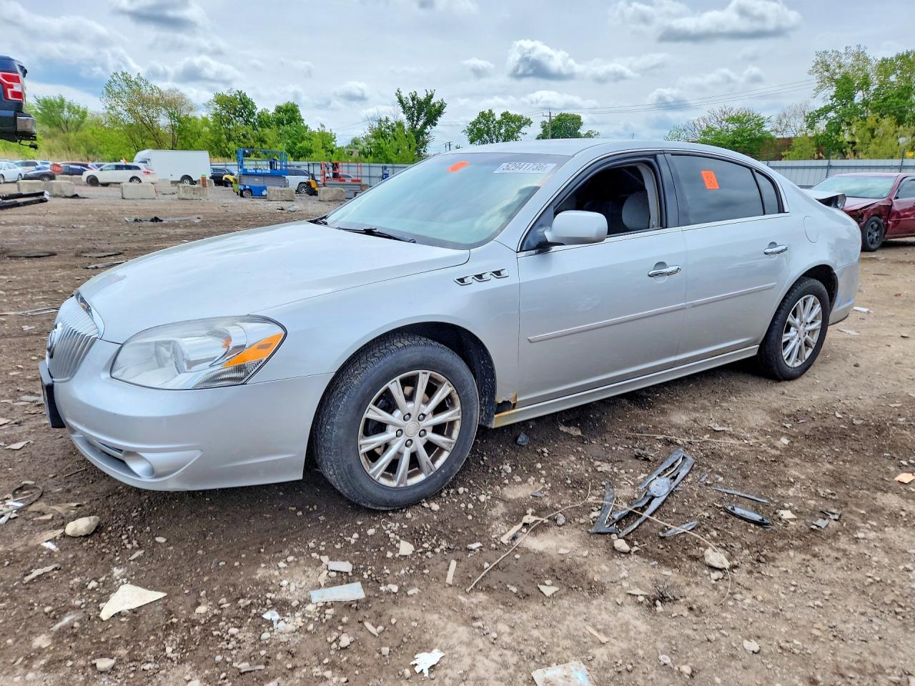 Salvage Buick Lucerne Image
