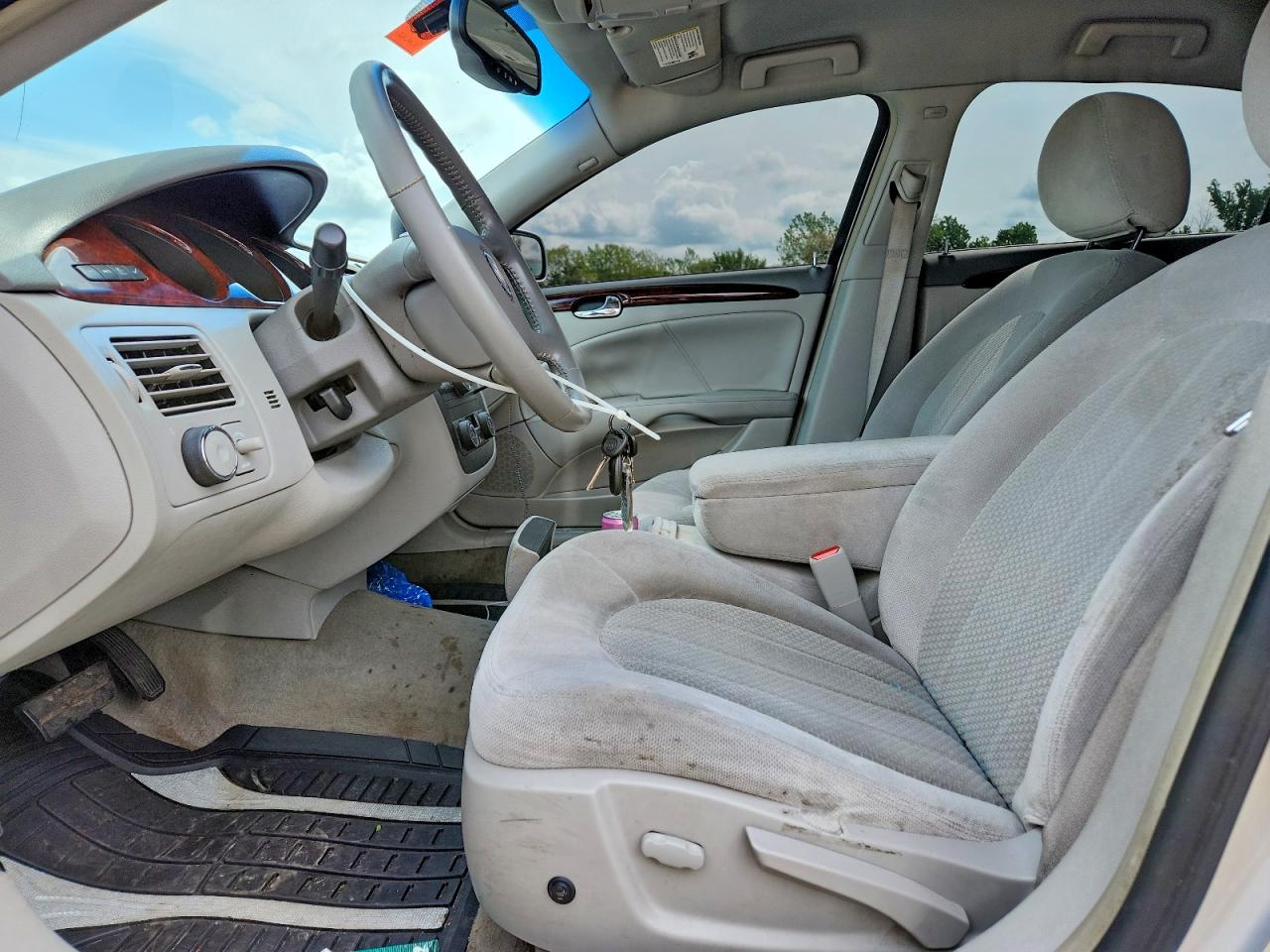 Buick Lucerne Cx