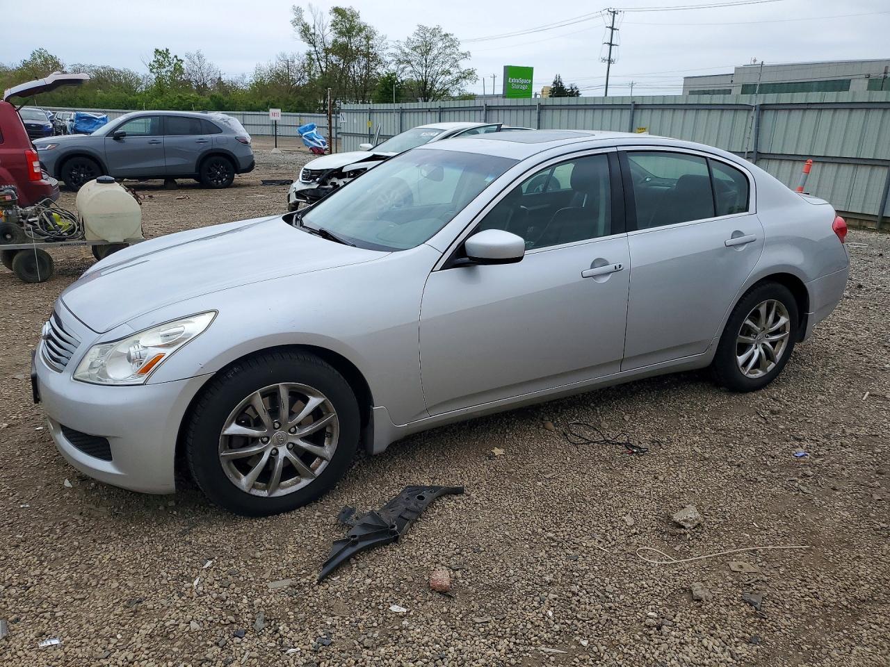 Salvage INFINITI G37 Image