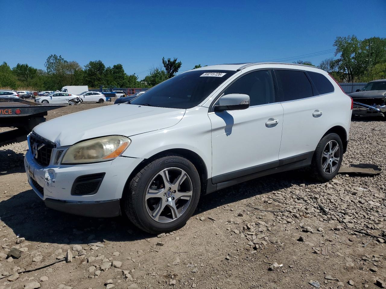 Salvage Volvo XC60 Image