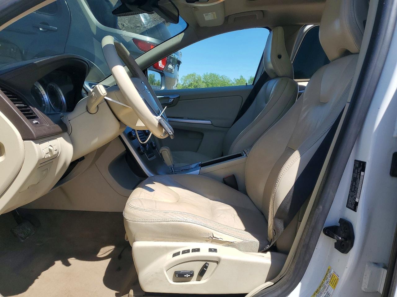 Volvo XC60 T6