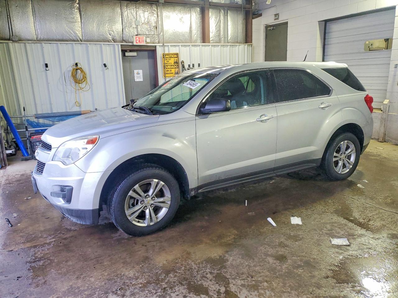 Salvage Chevrolet Equinox Image