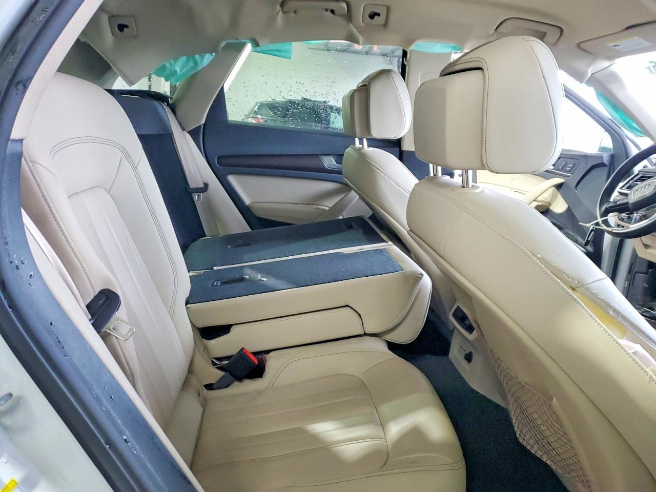 Audi Q5 Premium 40