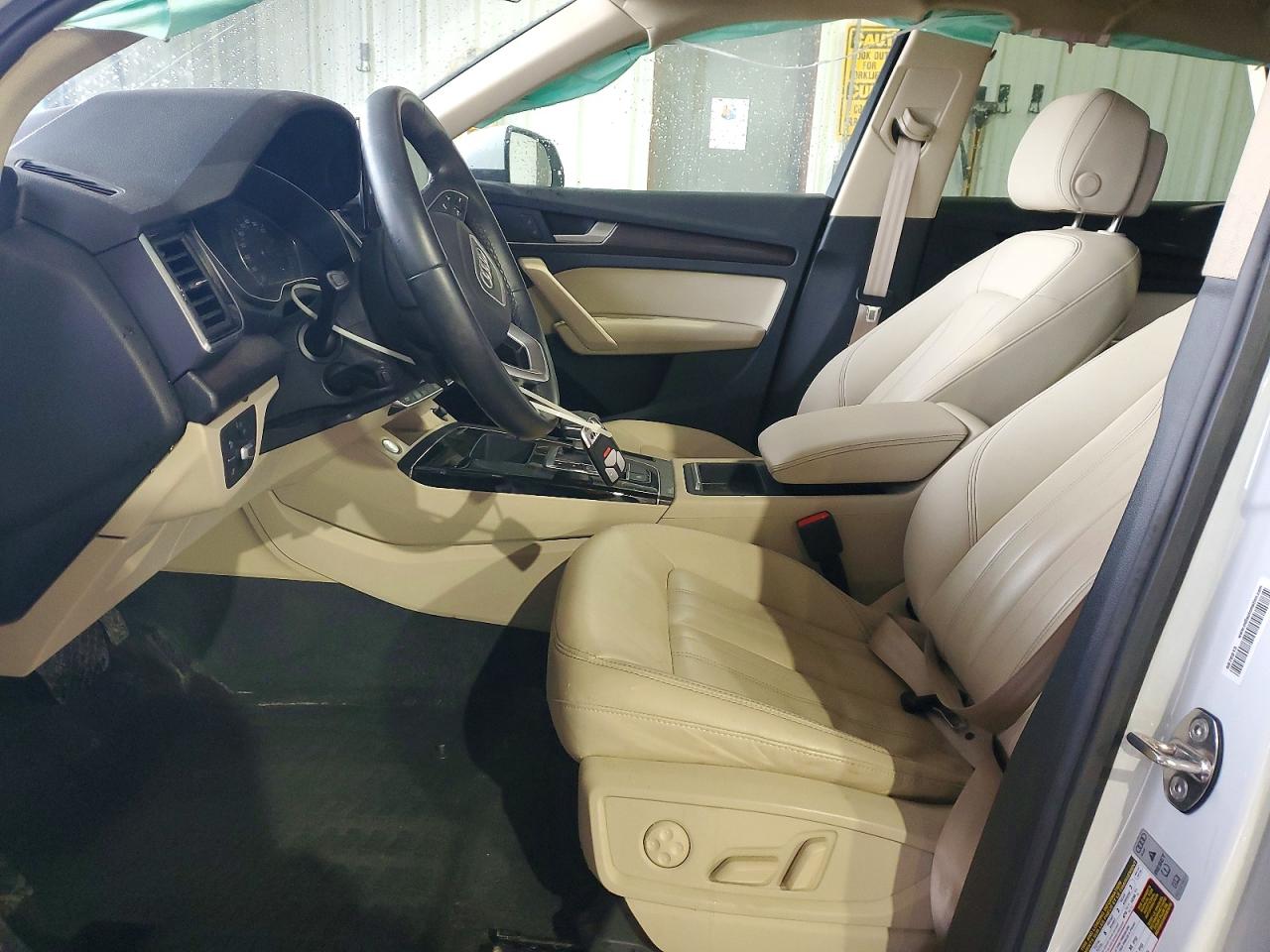 Audi Q5 Premium 40