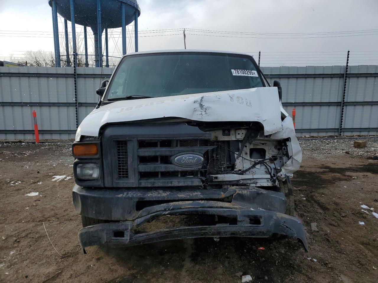 Ford Econoline E350 Super Duty Van