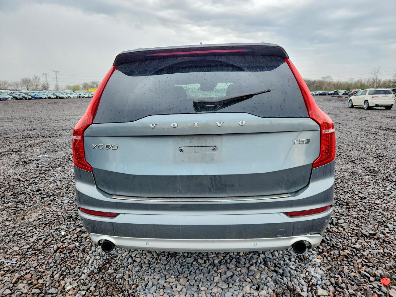 Volvo XC90 T5