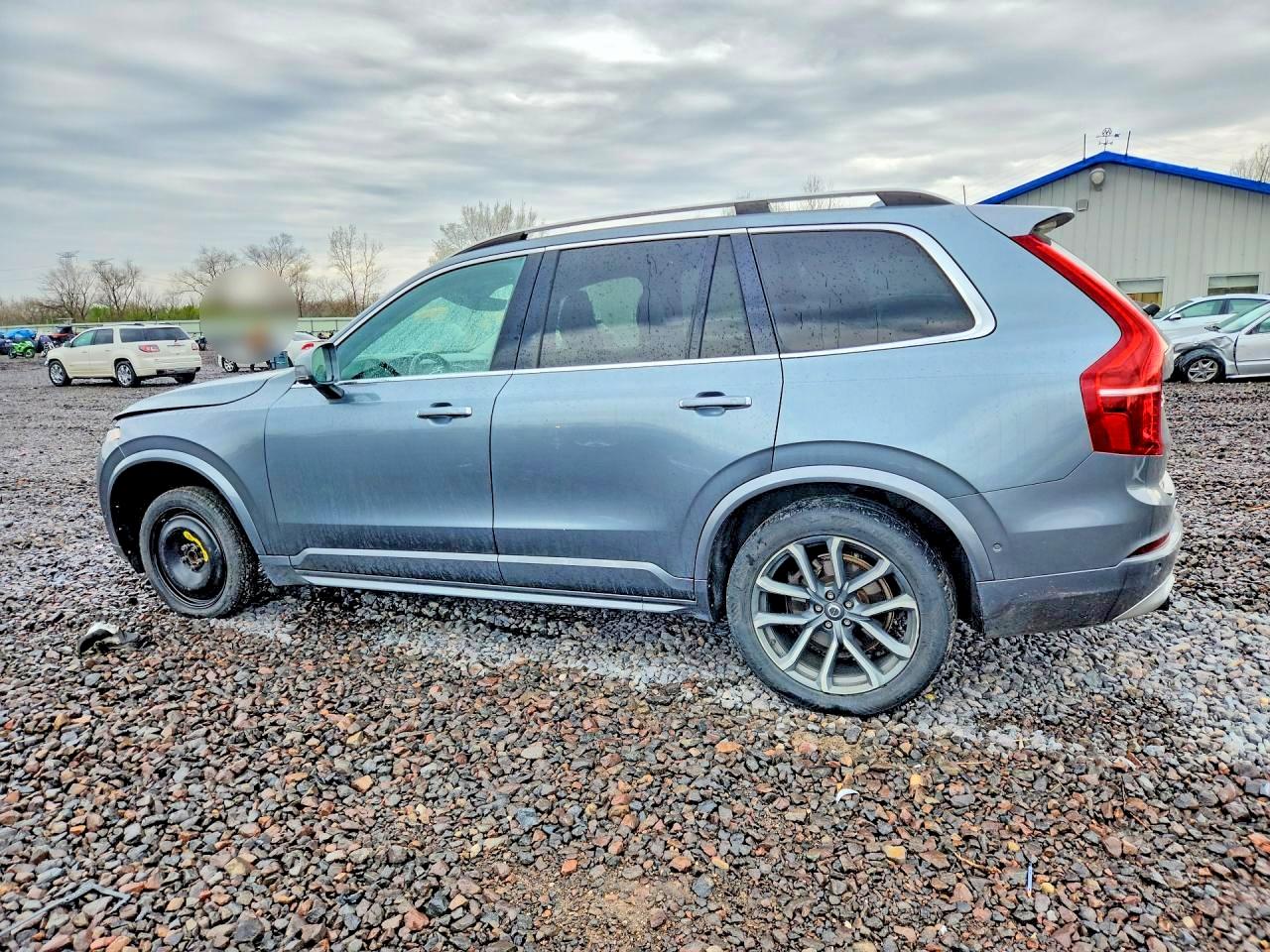 Volvo XC90 T5