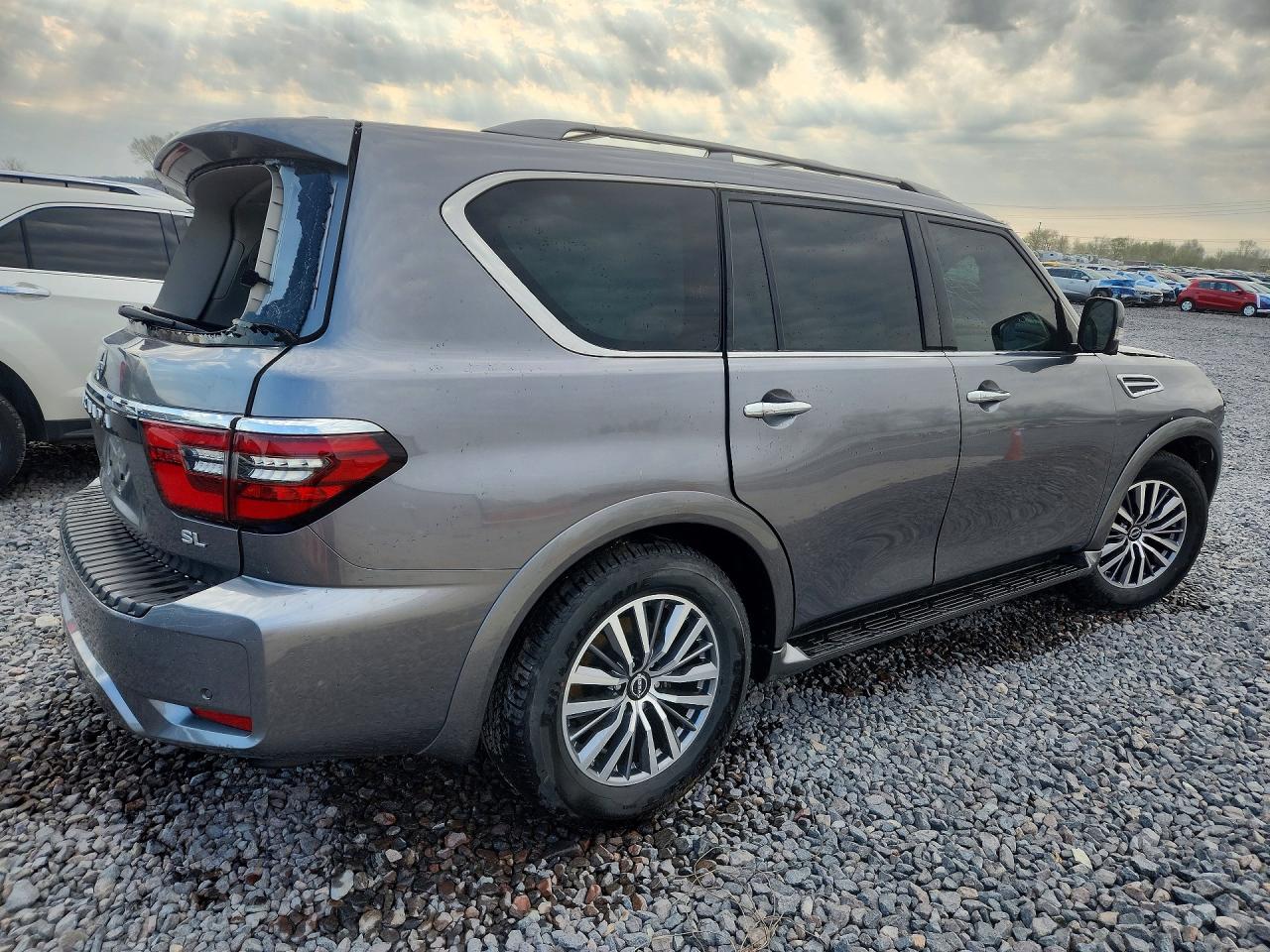 Nissan Armada Sl