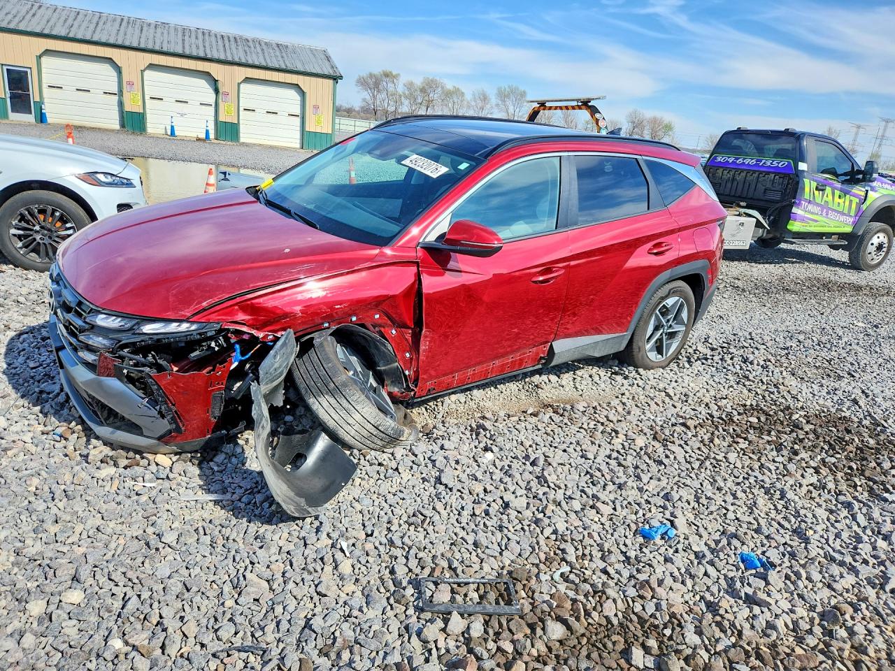 Salvage Hyundai TUCSON Image