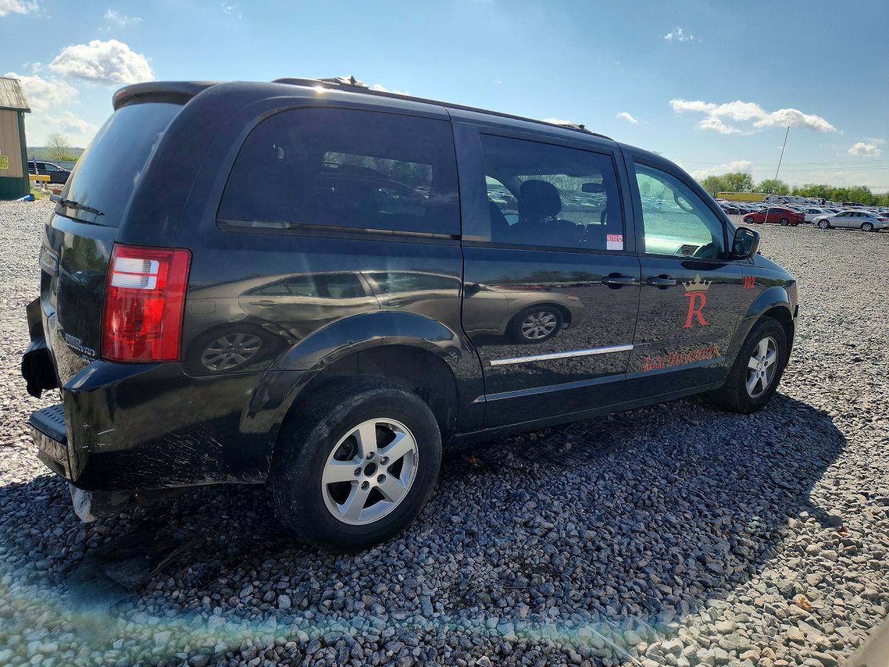 Dodge Caravan Sxt