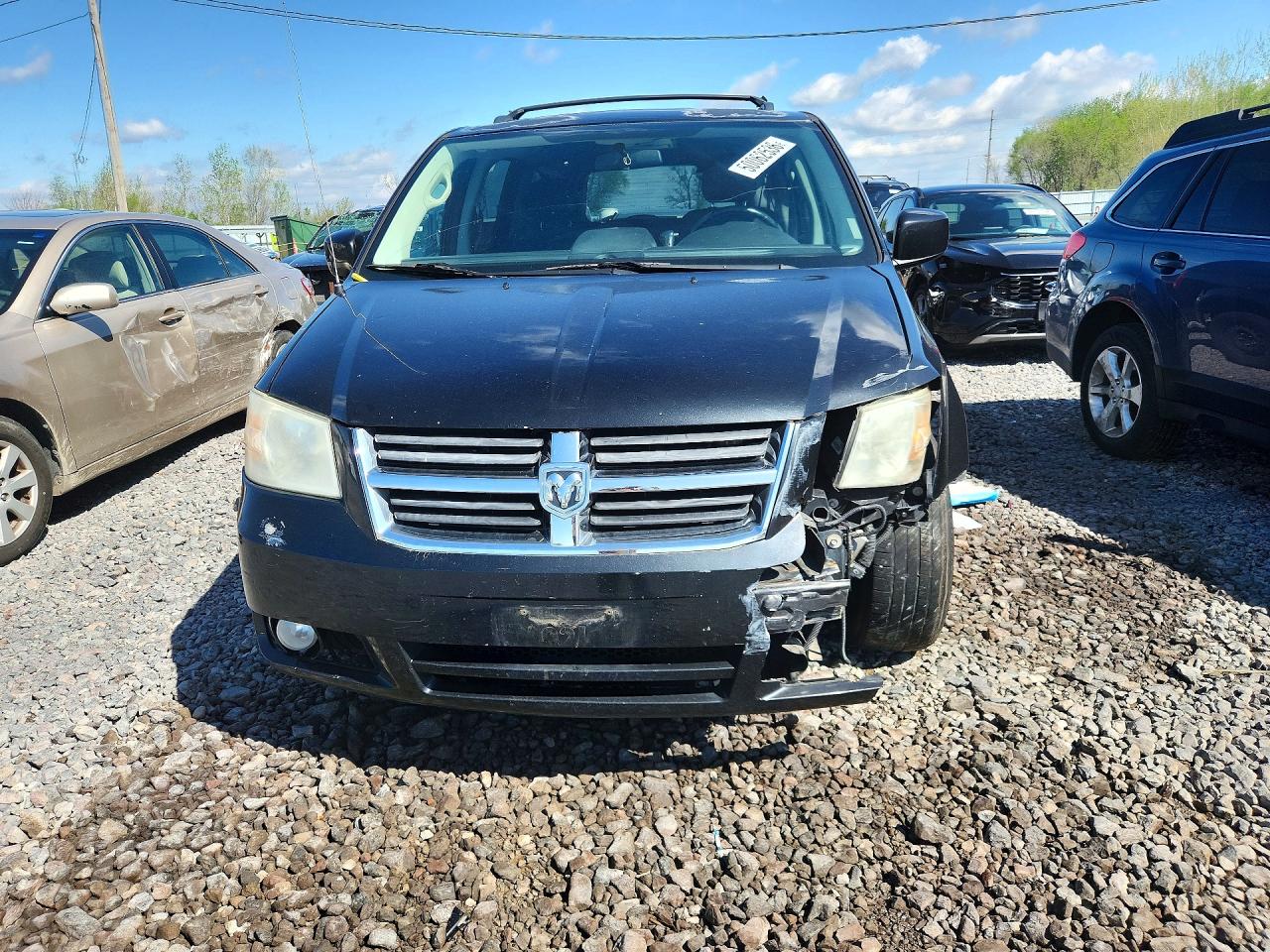 Dodge Caravan Sxt