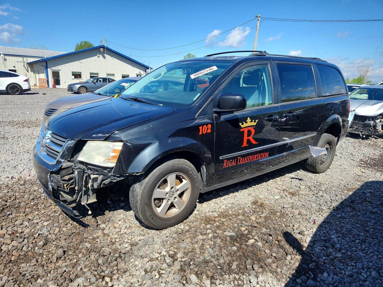 Salvage Dodge Caravan Image