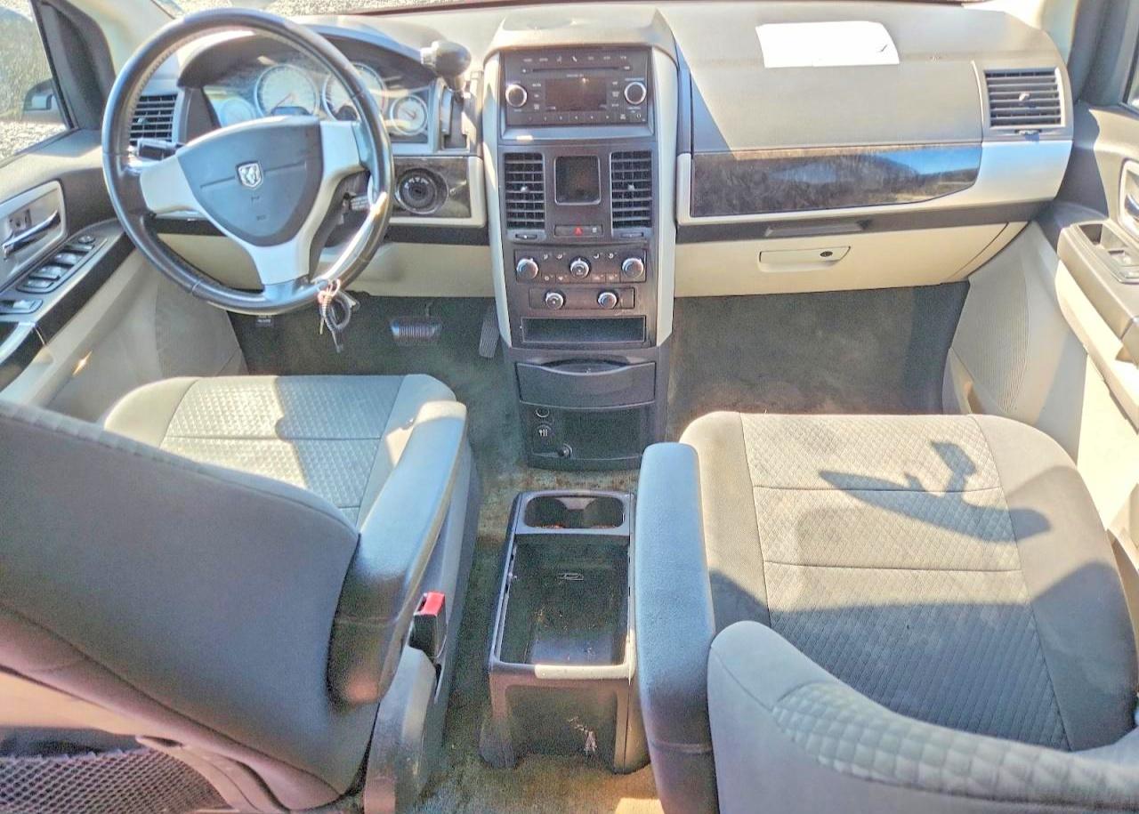 Dodge Caravan Sxt
