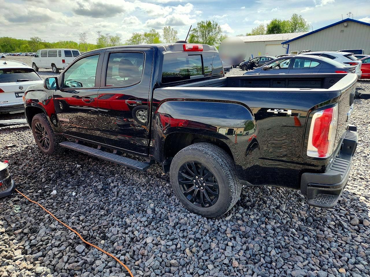 GMC Canyon Elevation