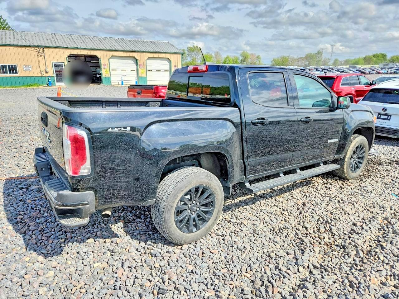 GMC Canyon Elevation
