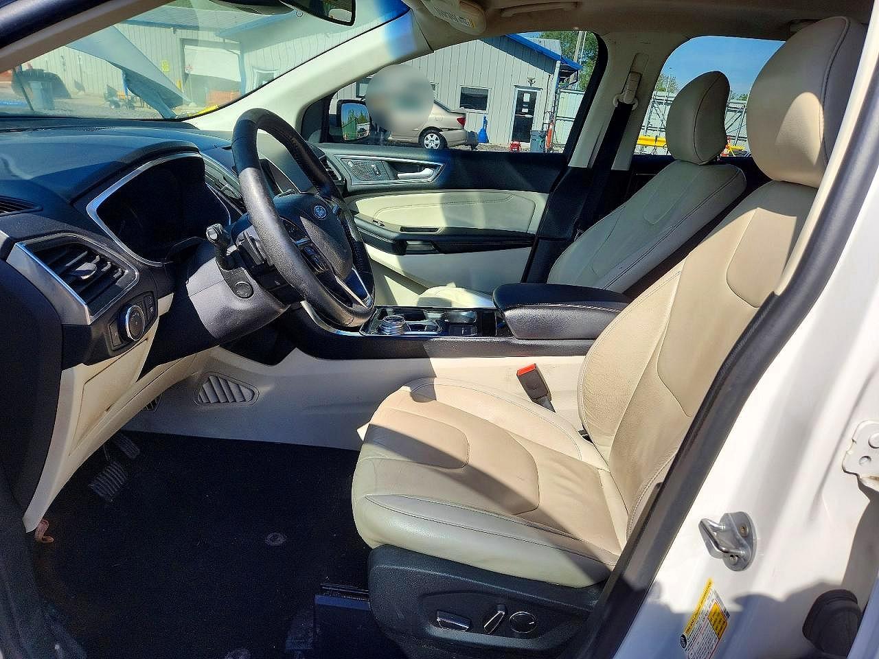 Ford Edge Titanium