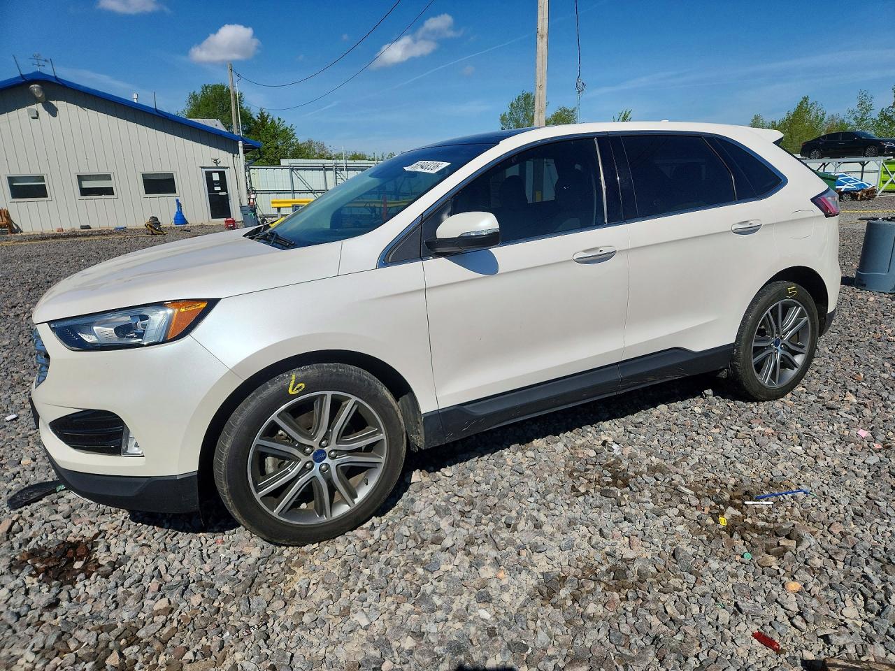 Salvage Ford Edge Image