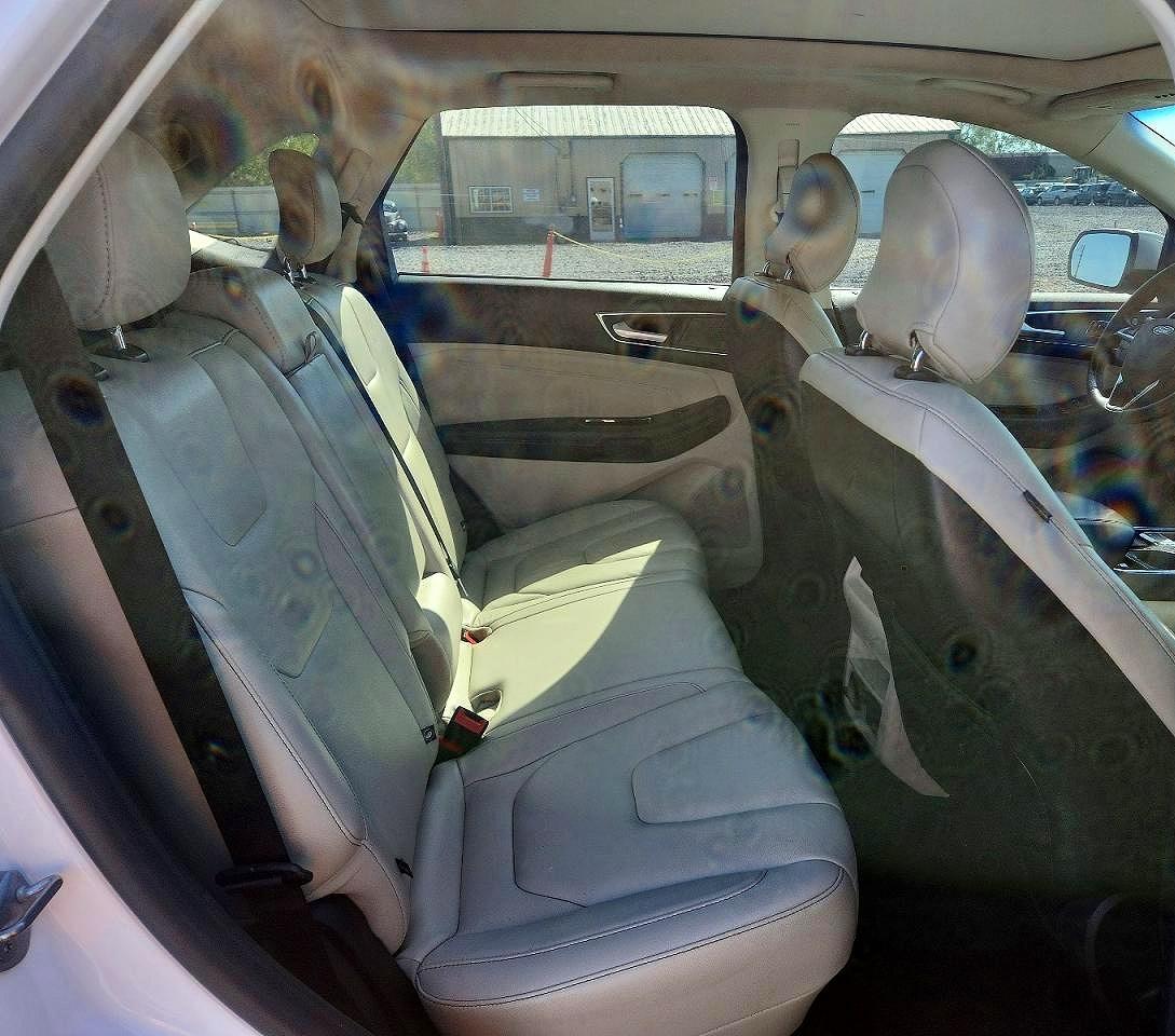 Ford Edge Titanium