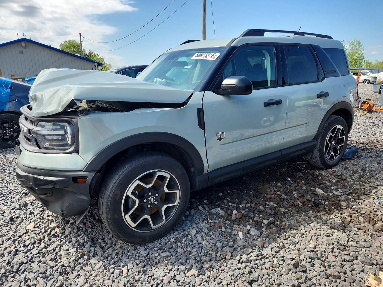 Salvage Ford Bronco Image
