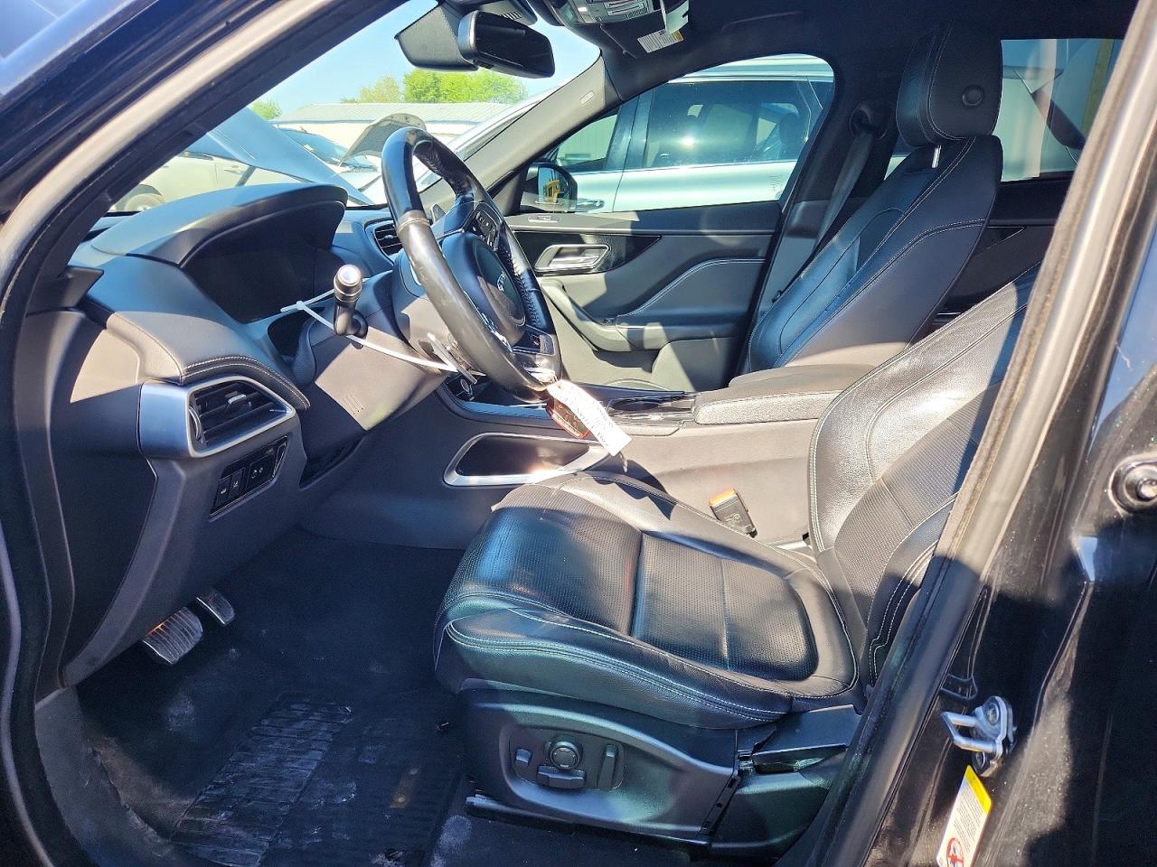 Jaguar F-PACE S