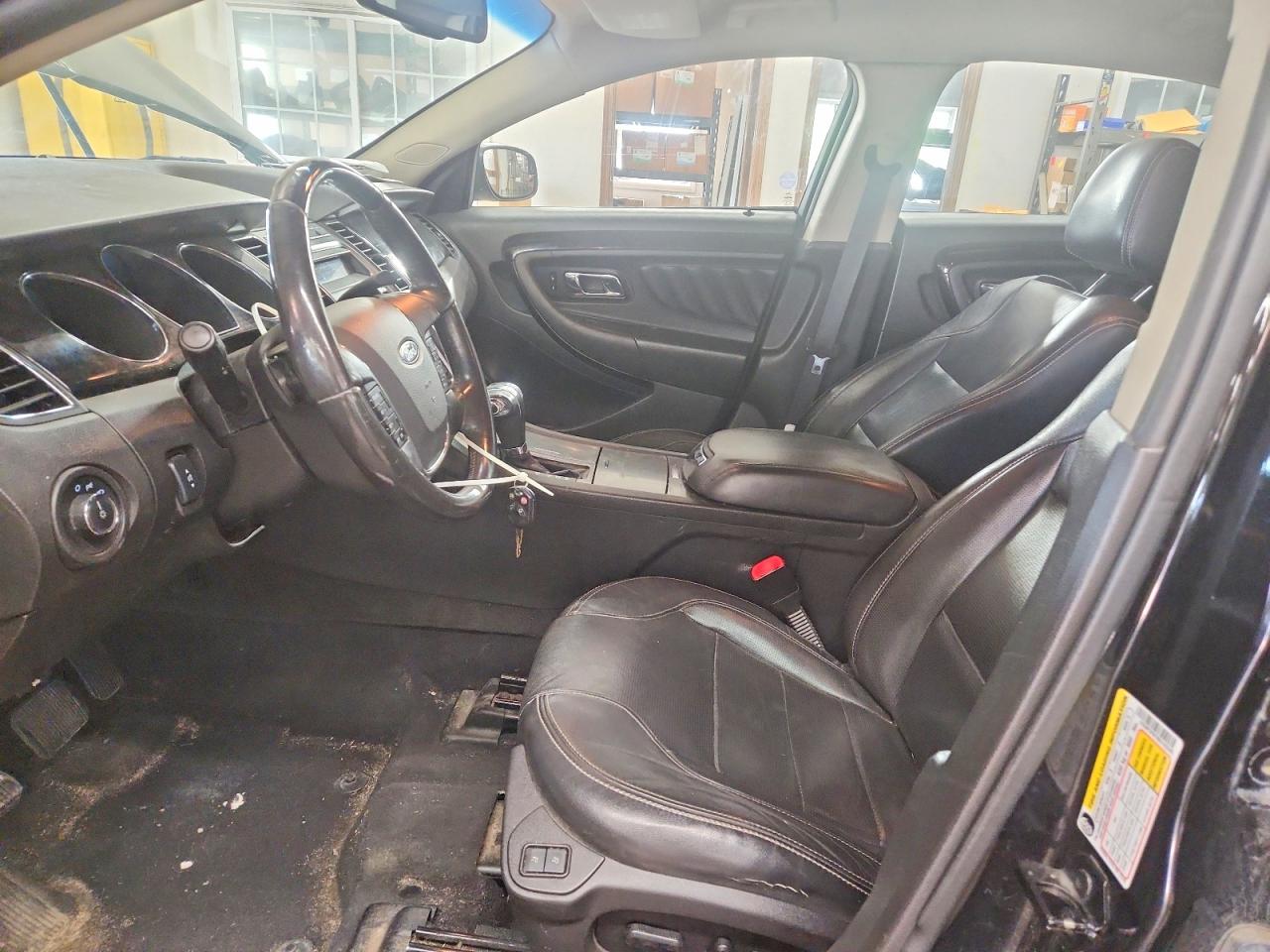 Ford Taurus Limited