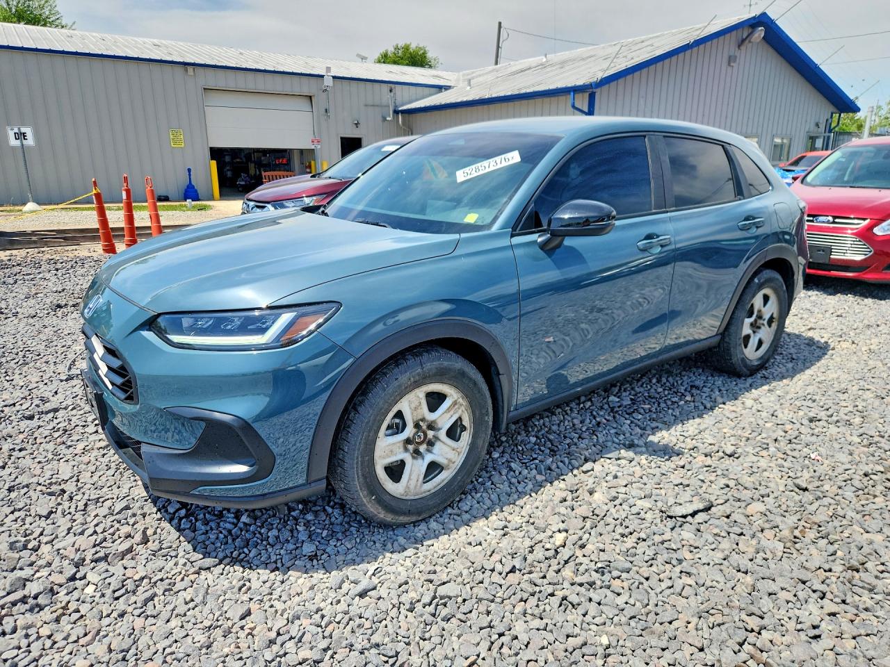 Salvage Honda HR-V Image