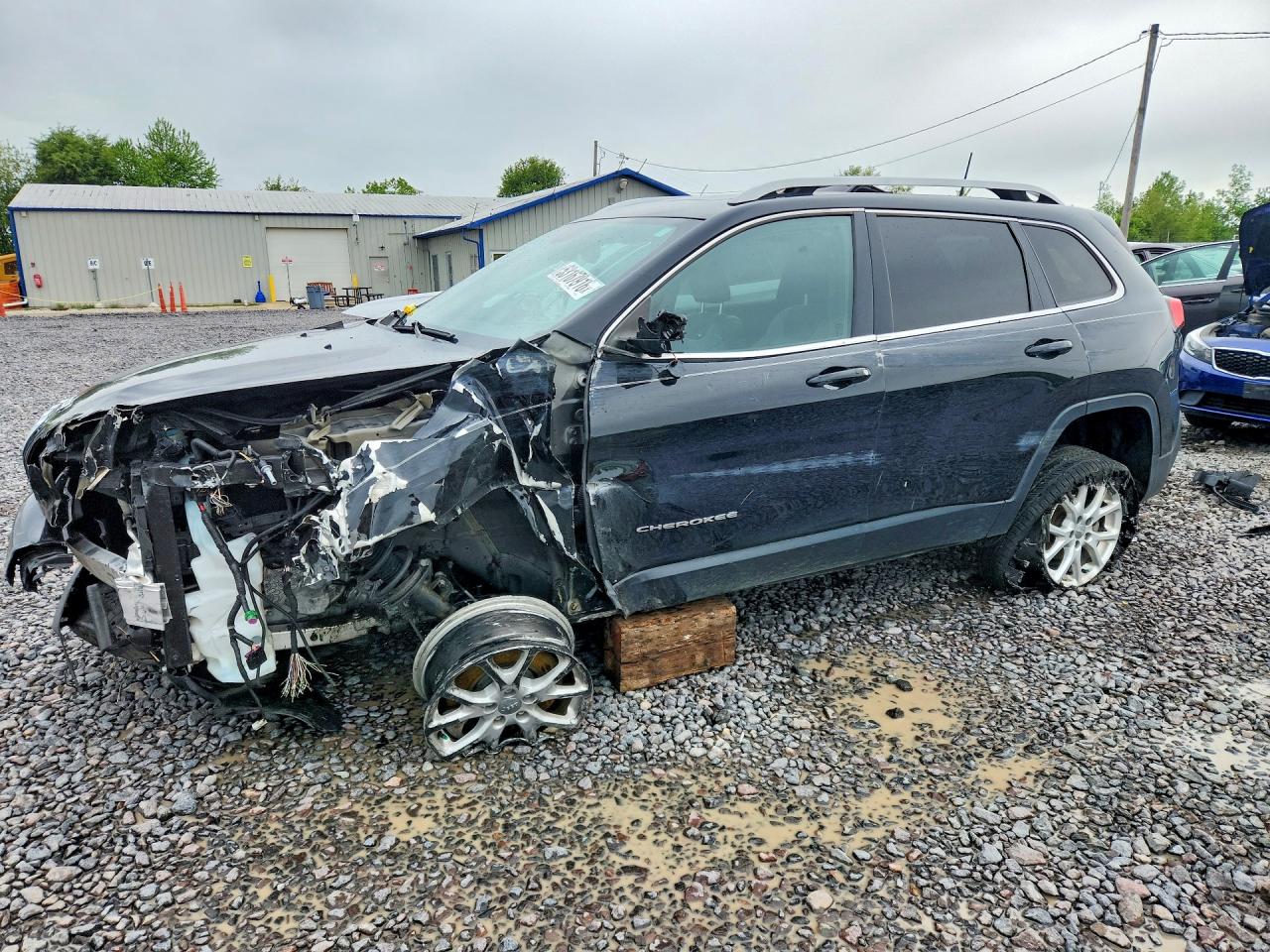 Salvage Jeep Grand Cherokee Image