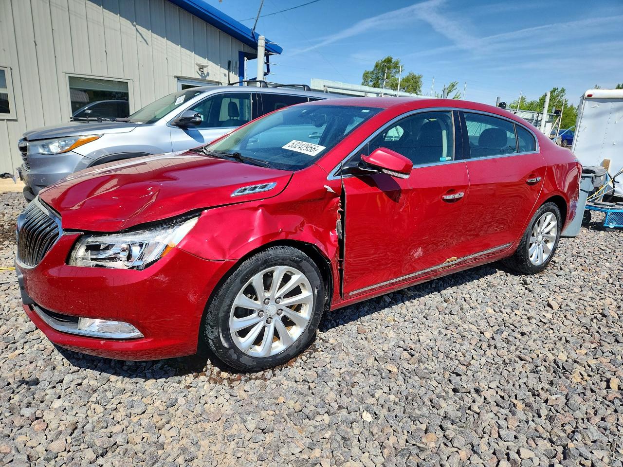 Salvage Buick LaCrosse Image