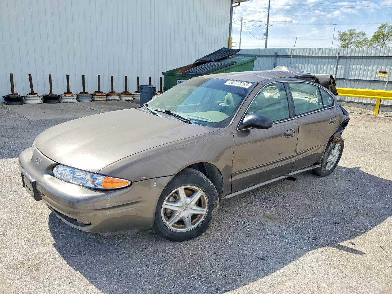 Salvage Oldsmobile Alero Image