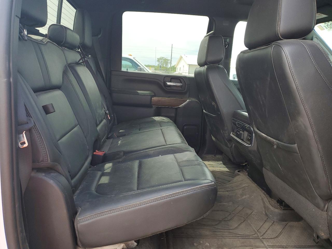Chevrolet Silverado K2500 High Country