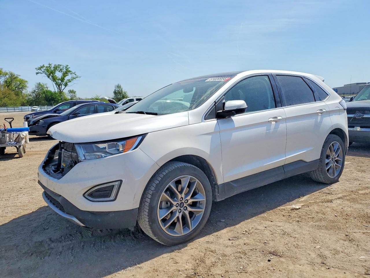 Salvage Ford Edge Image
