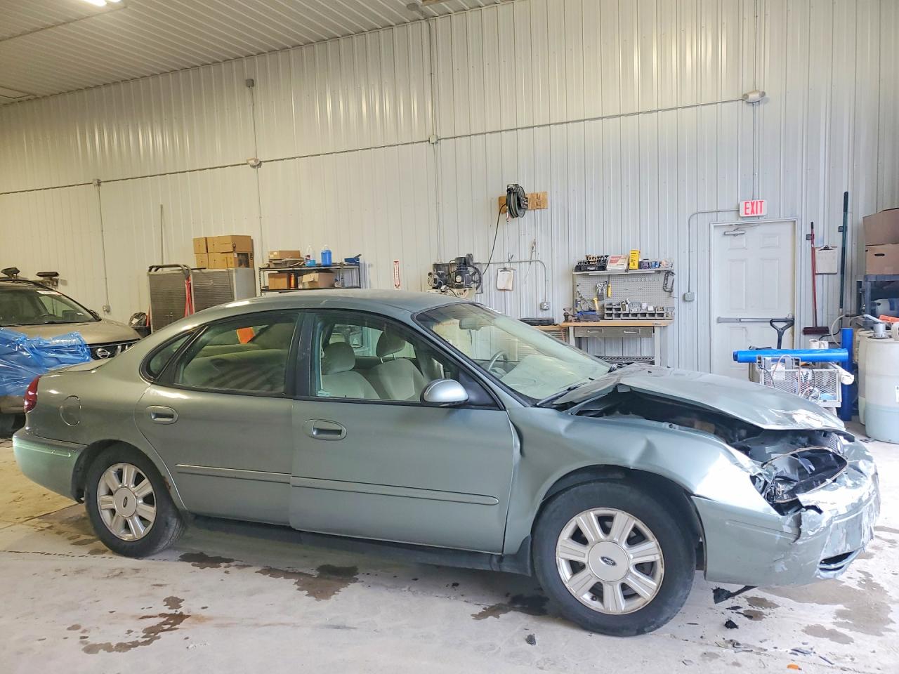Ford Taurus Sel