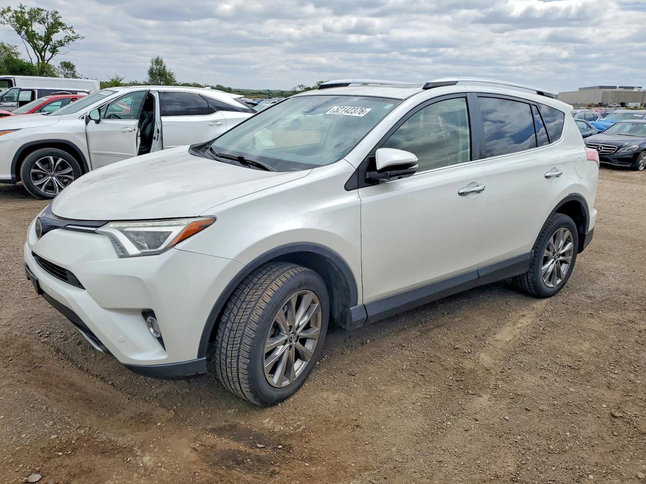 Salvage Toyota RAV4 Image