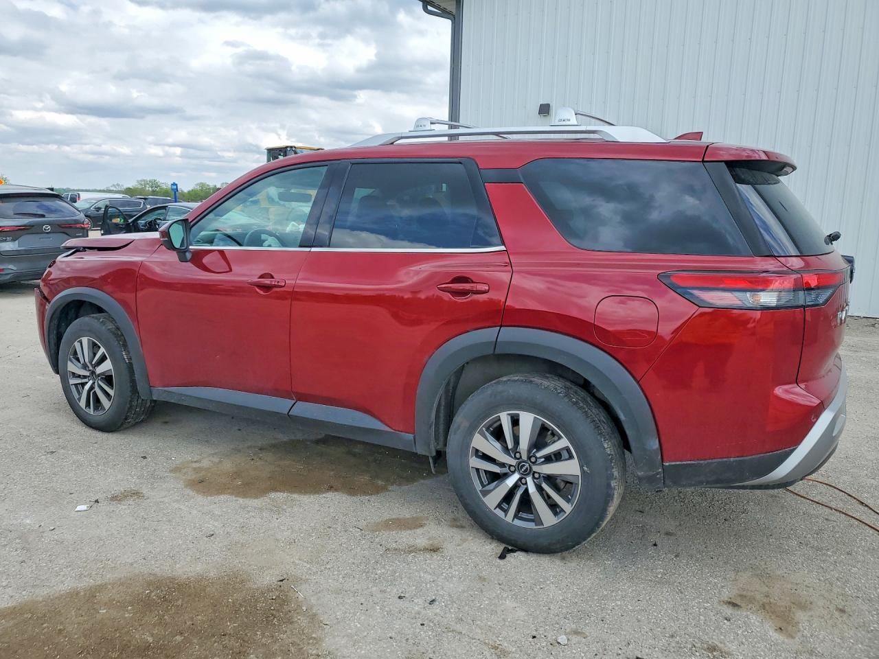Nissan Pathfinder Sl
