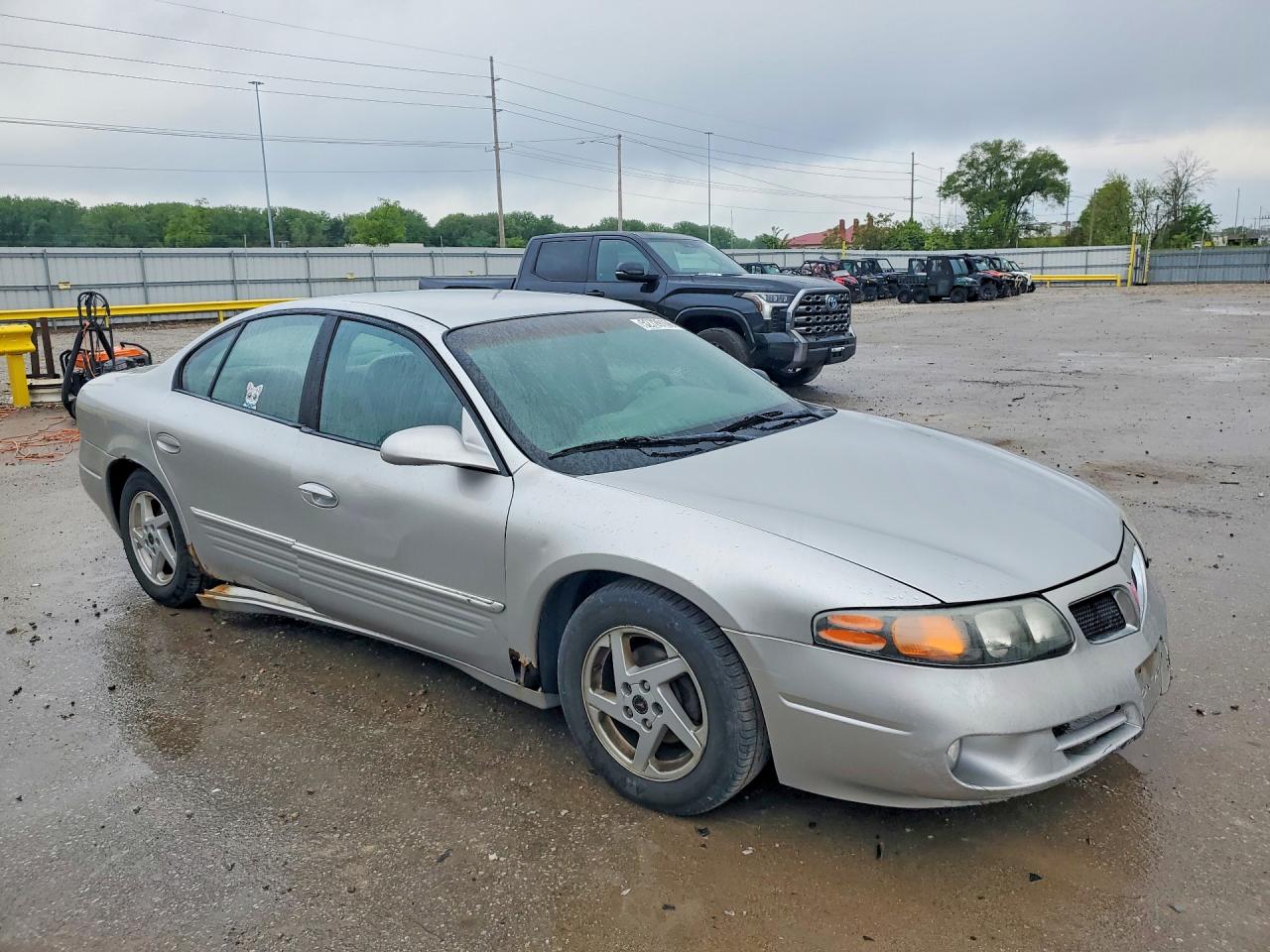 Pontiac Bonneville Se