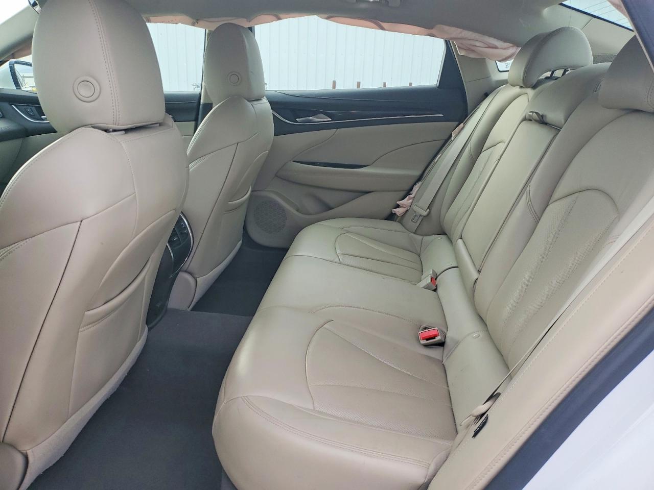 Buick LaCrosse Essence