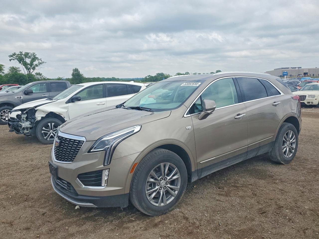 Salvage Cadillac XT5 Image