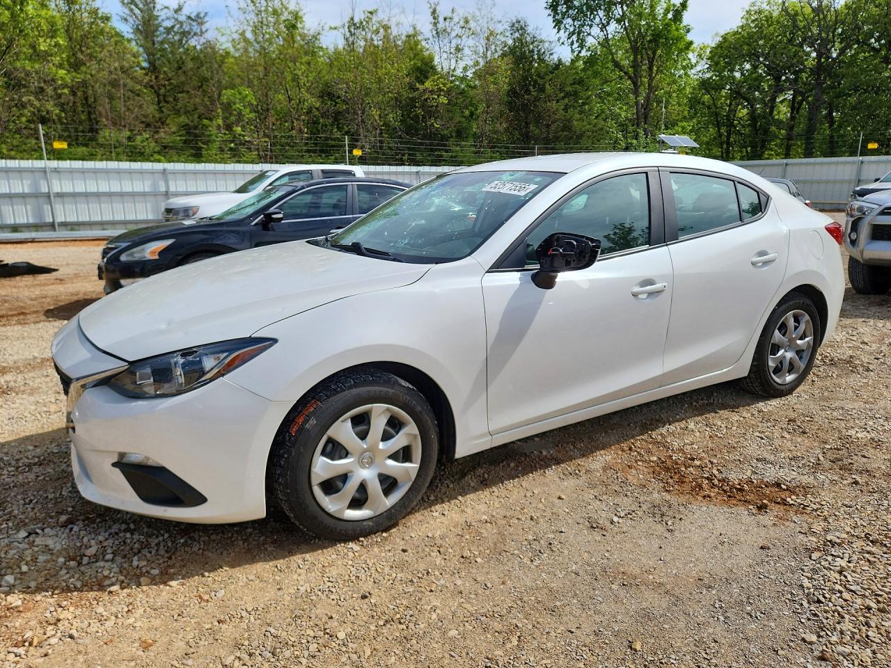 Salvage Mazda 3 Image