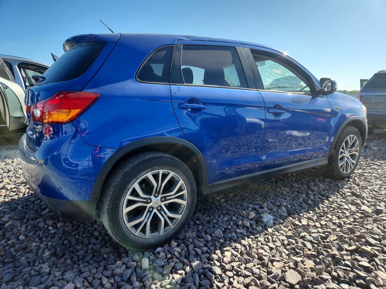 Mitsubishi Outlander Es