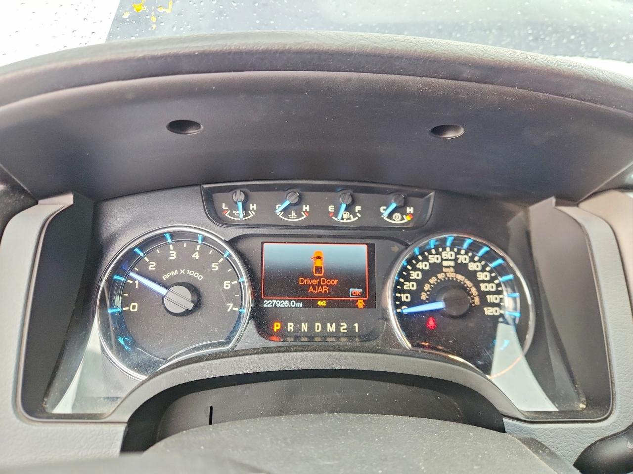 Ford F-150 Super Cab