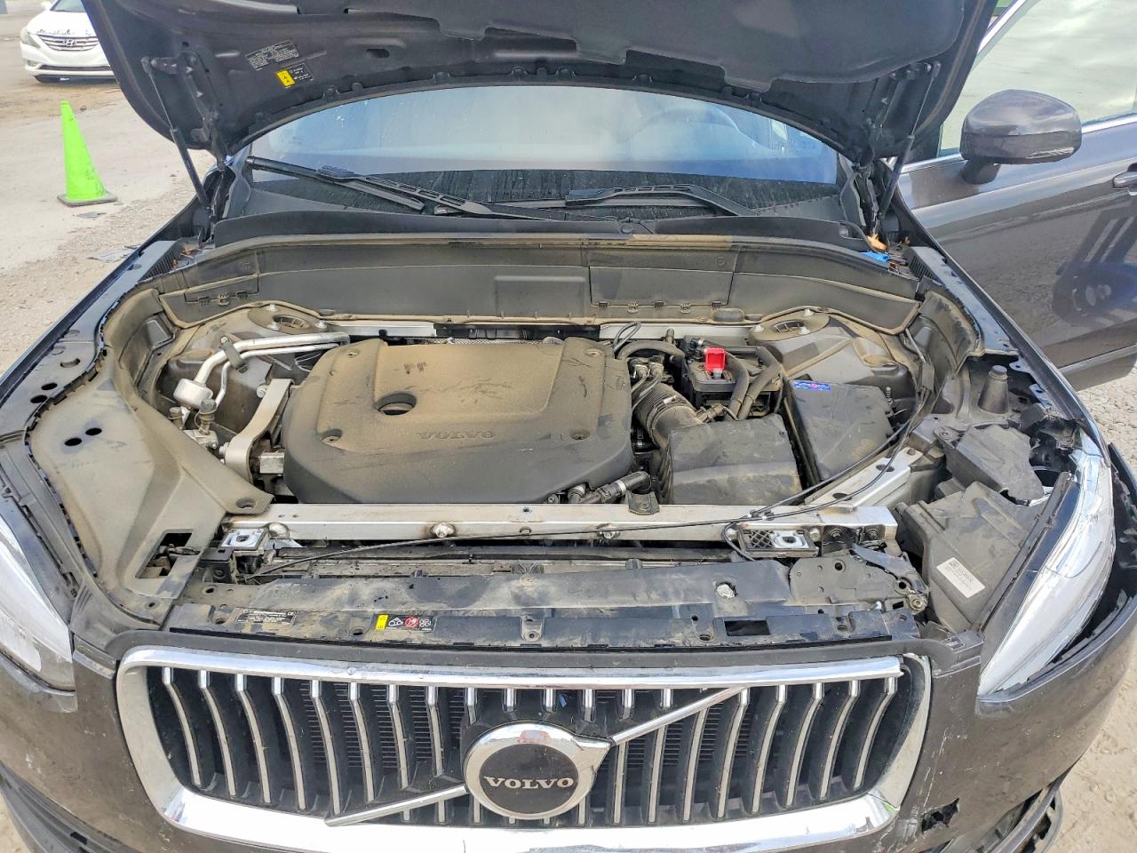 Volvo XC90 Core