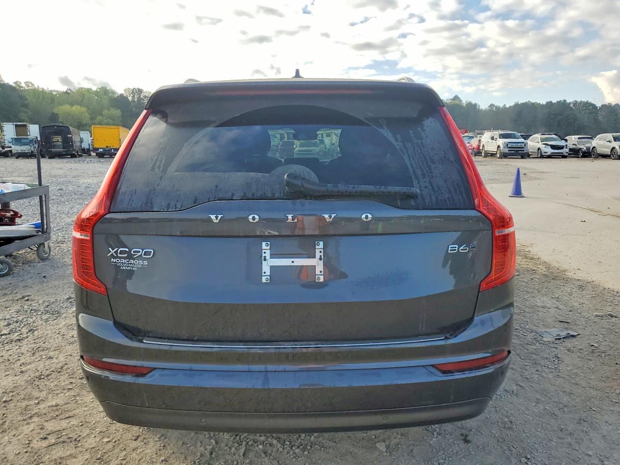 Volvo XC90 Core