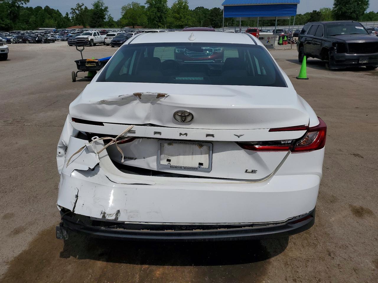 Toyota Camry Le