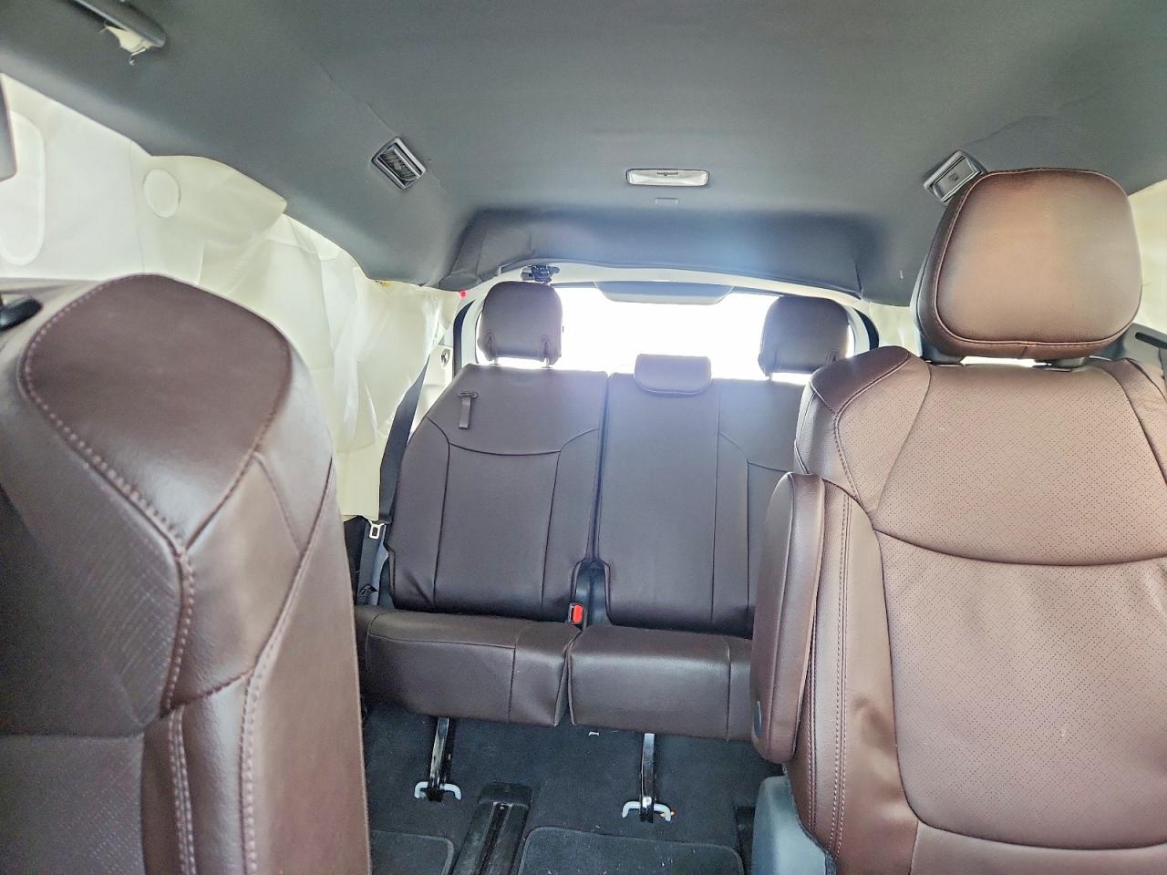 Toyota Sienna Platinum 7-passenger