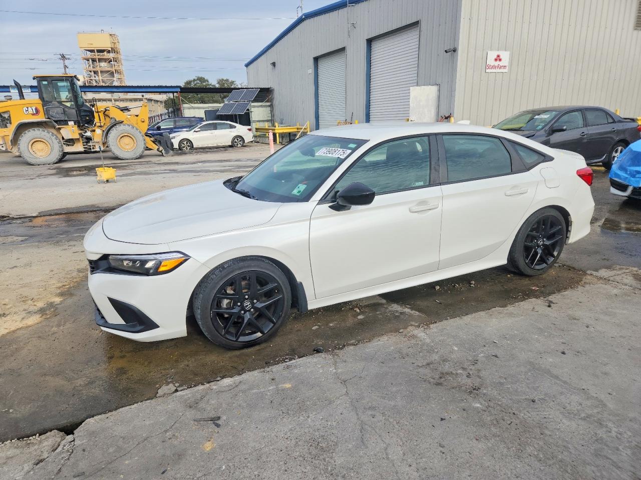 Salvage Honda Civic Image