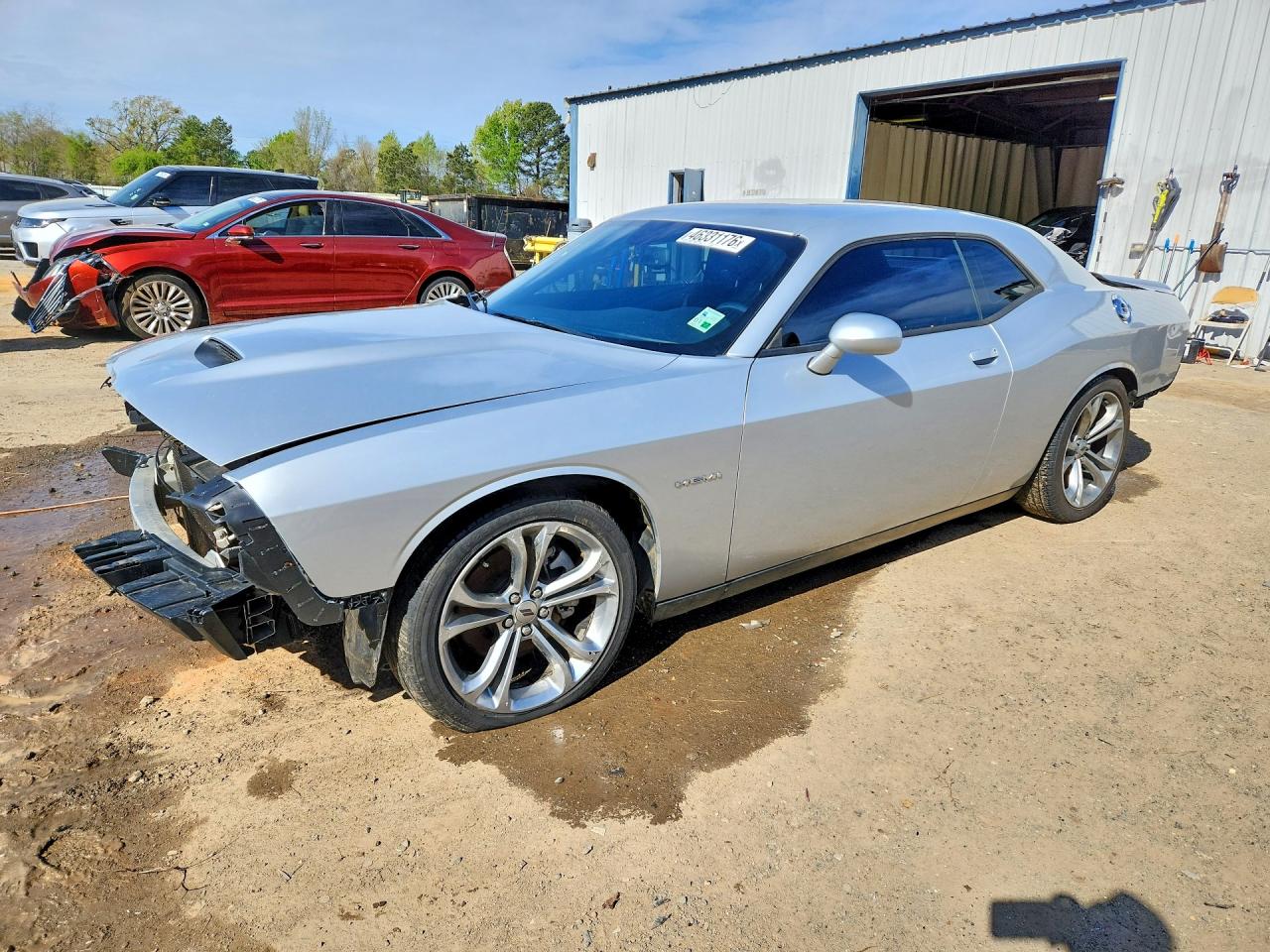 Salvage Dodge Challenger Image
