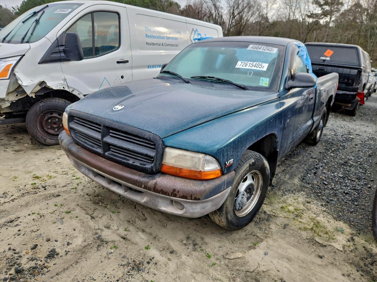 Salvage Dodge Dakota Image