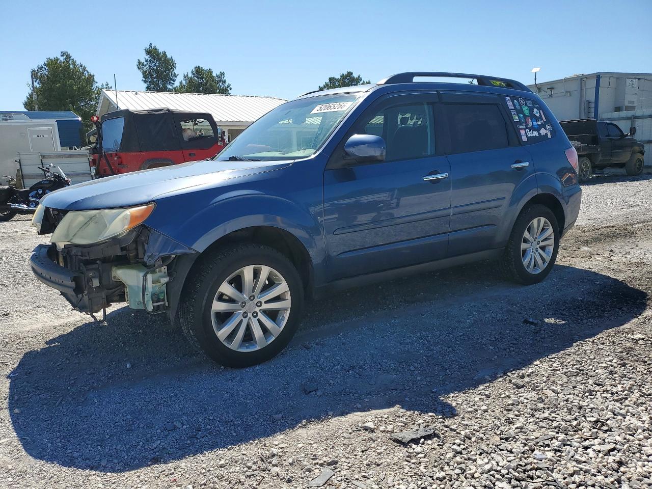 Salvage Subaru Forester Image