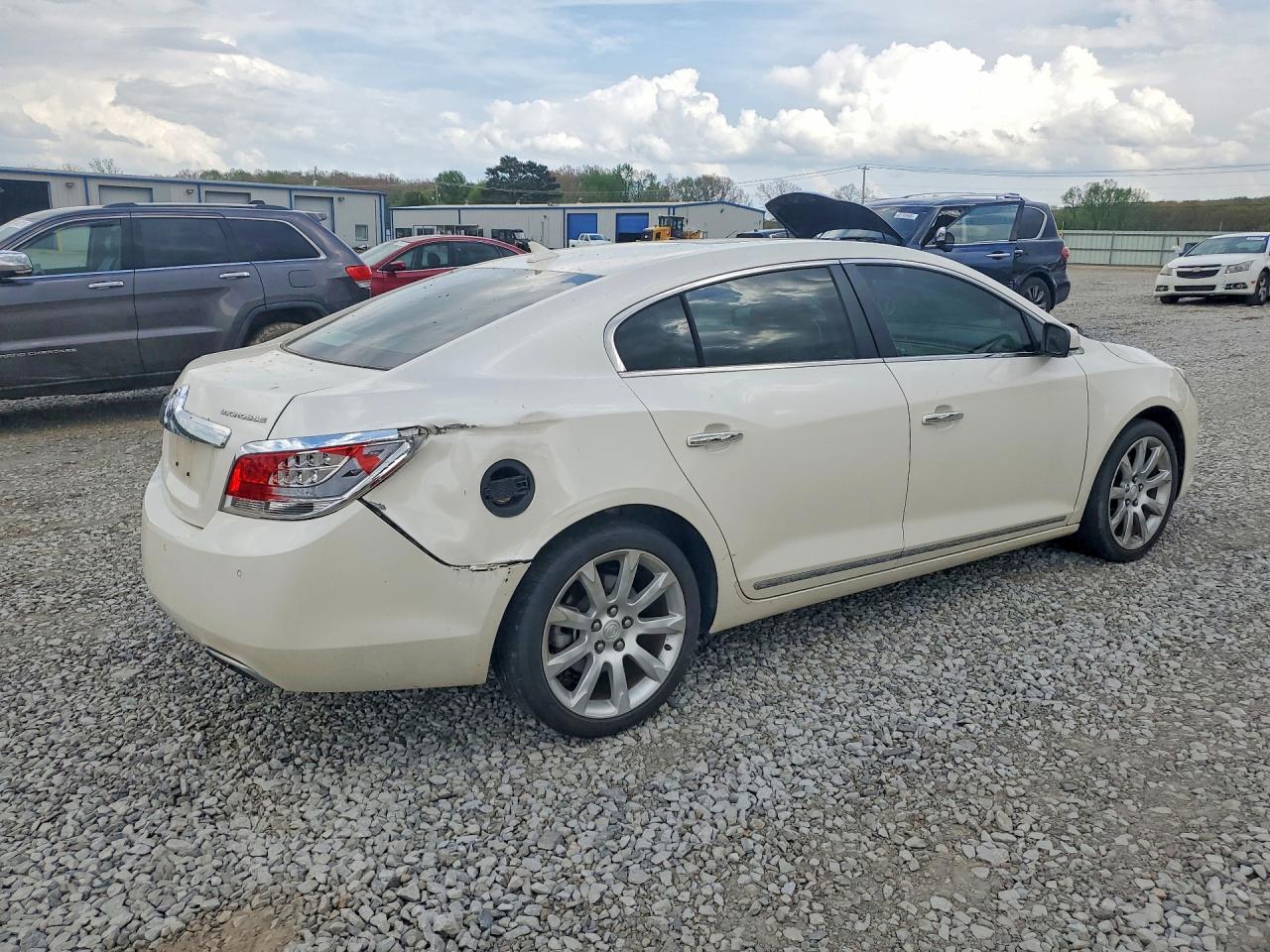 Buick LaCrosse Touring